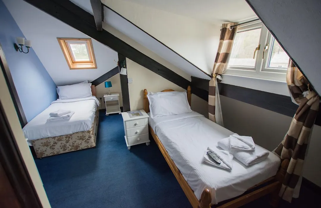 The Crown Inn Pooley Bridge-1