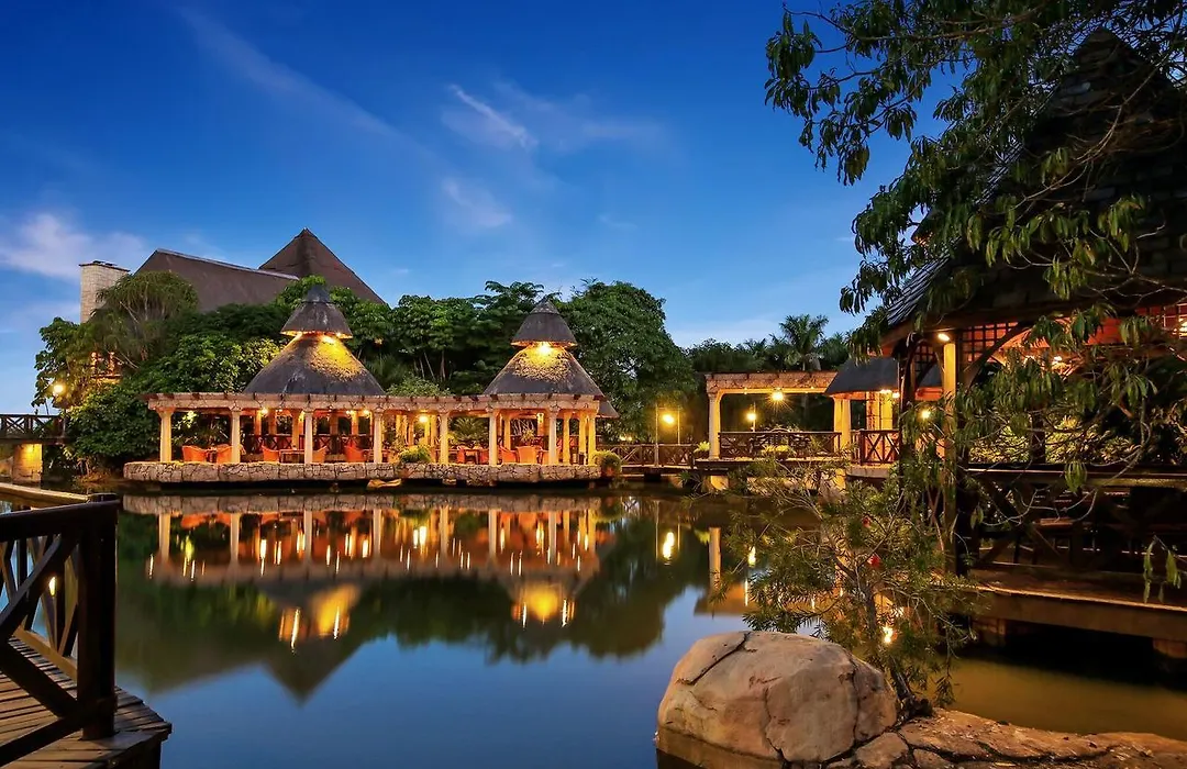Summerfield Botanical Garden & Exclusive Resort-1