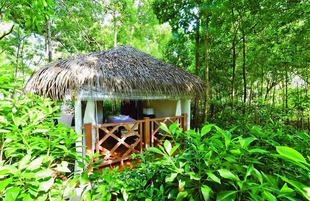 Dreamland Maldives Resort-1