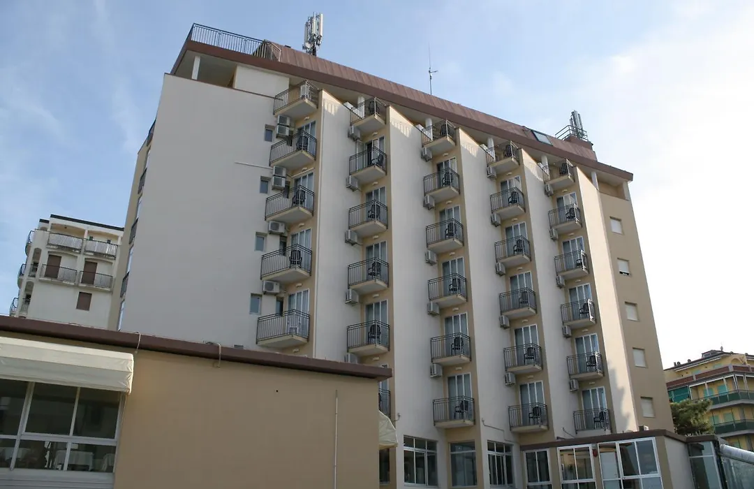Hotel Plaza-1