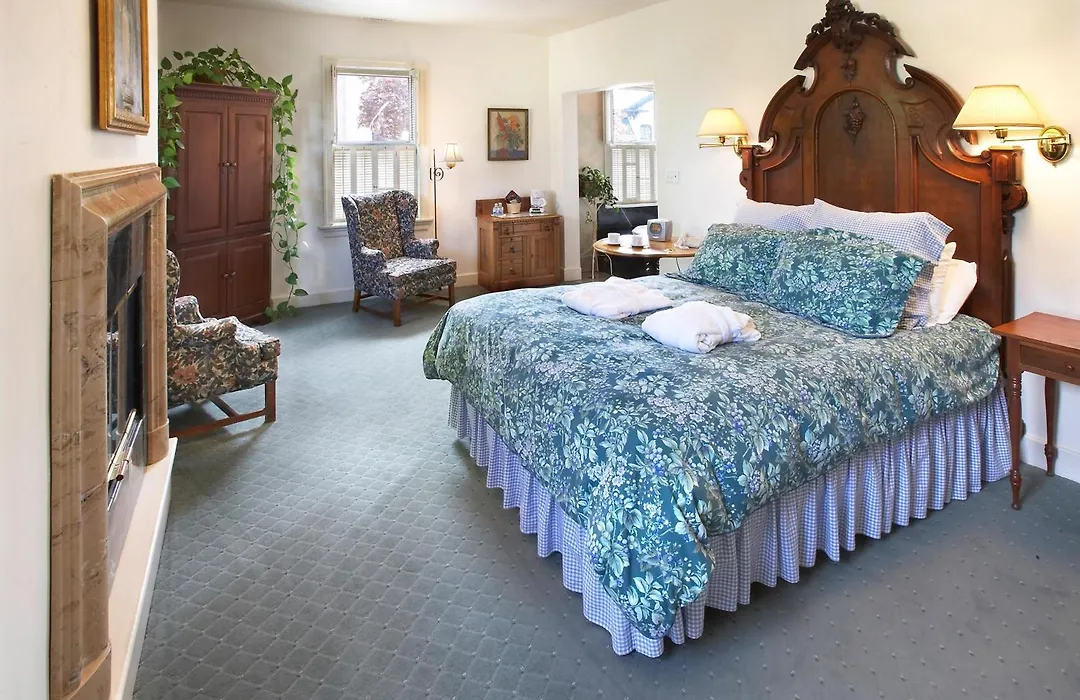 Washington House Inn-1