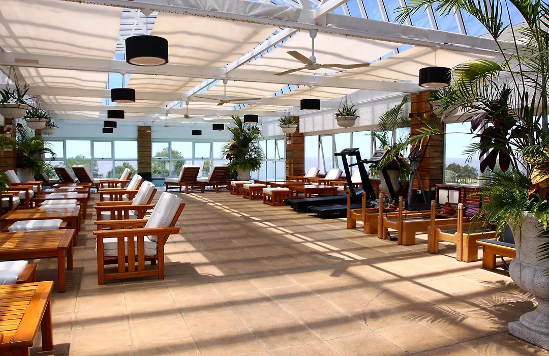 Ramada By Wyndham Buenos Aires-1