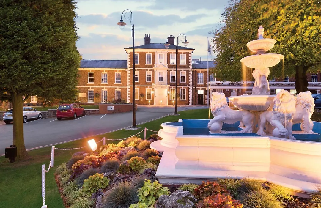Park Hall Hotel And Spa Wolverhampton-1
