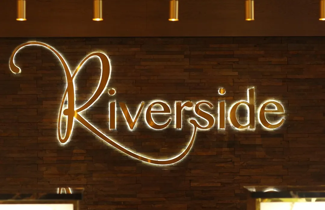 Riverside Lodge Hotel-1