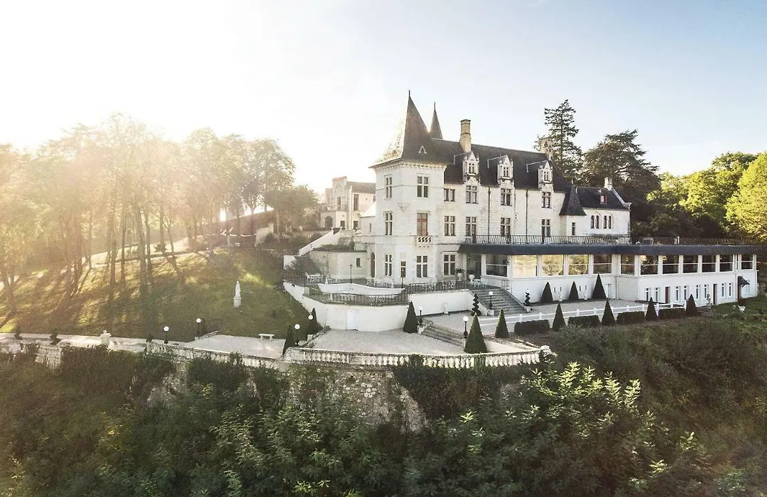 Chateau Le Prieure Saumur - La Maison Younan-1