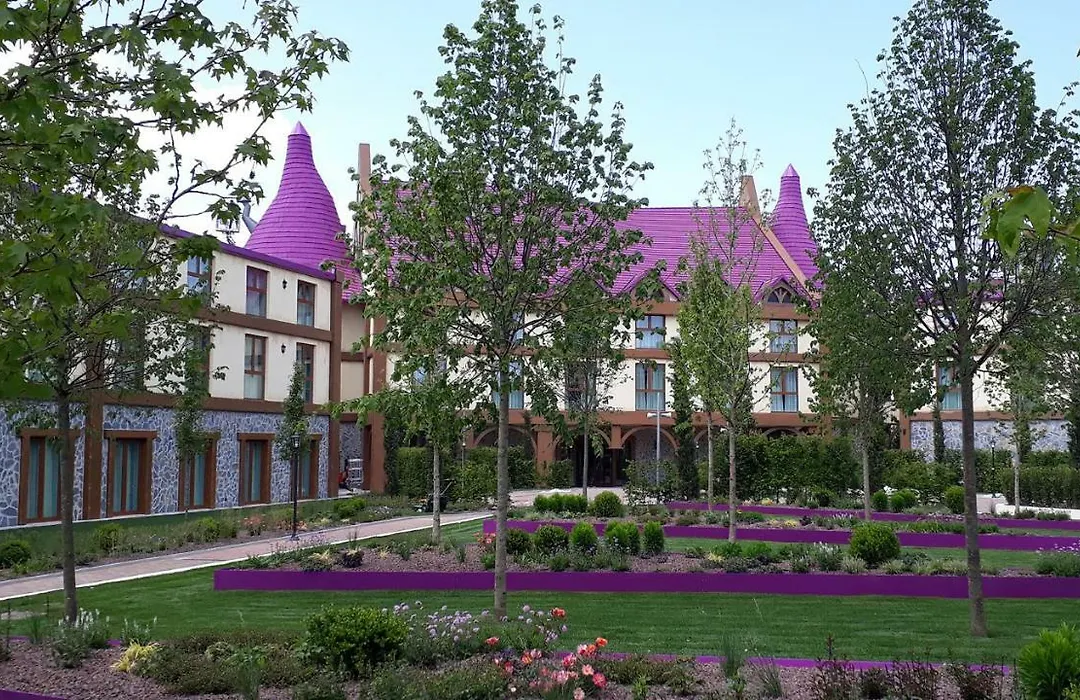 Gardaland Magic Hotel-1