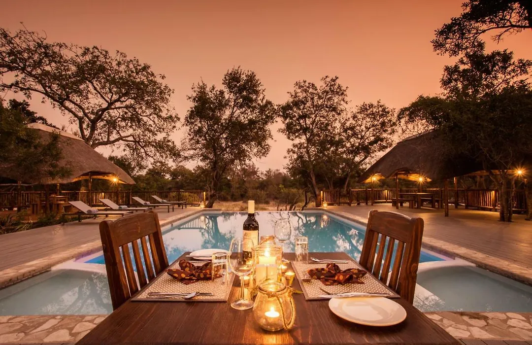 Vuyani River Lodge-1