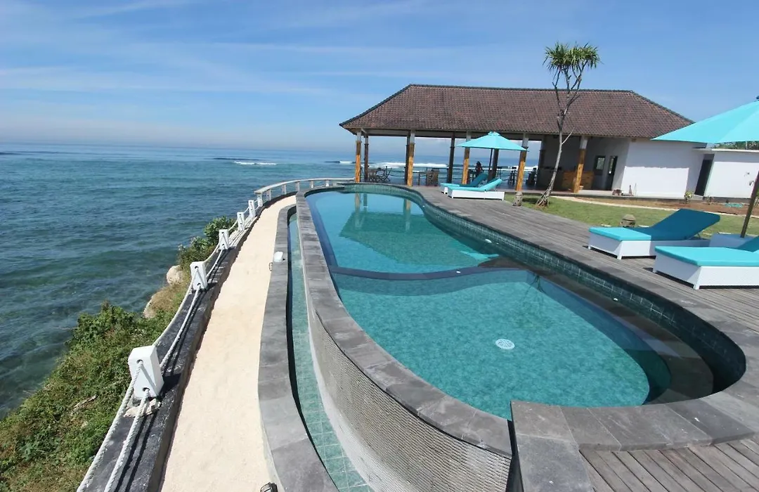 Ombak Bay Lembongan-1