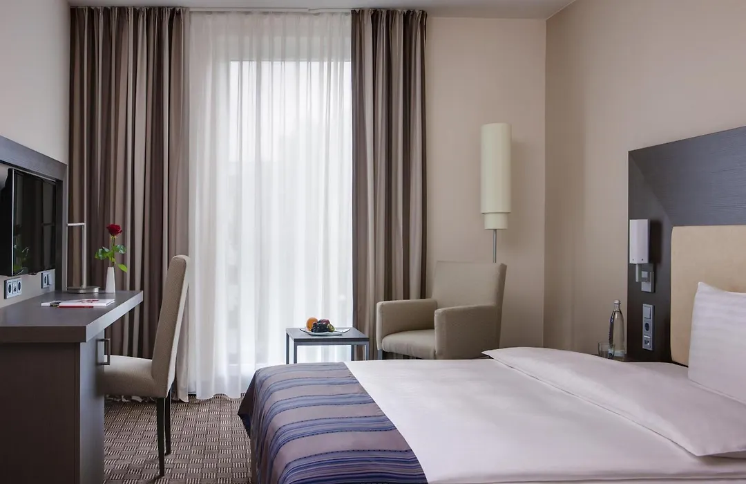 Intercityhotel Bonn City-1