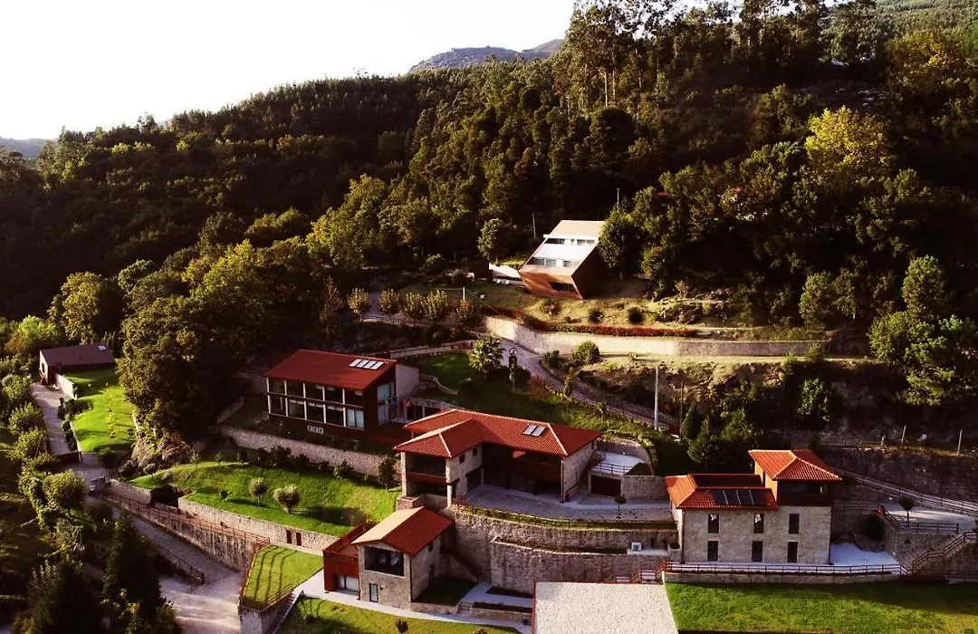 Agrinho Suites&Spa Gerês-1