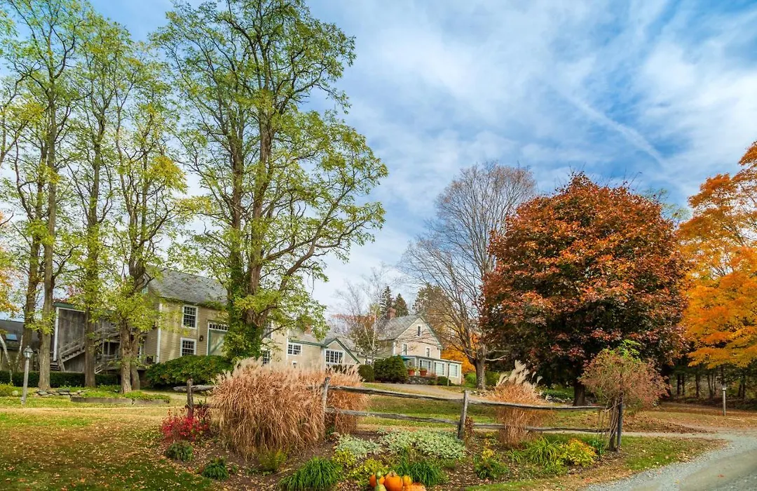 Chesterfield Inn-1