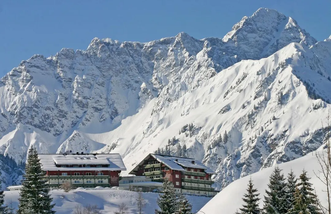 Haller's Geniesserhotel-1