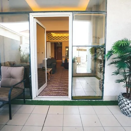 Iridium Hotel-2