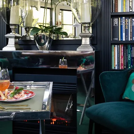 House Of Huetter- Heidelberg Suites Boutique-2