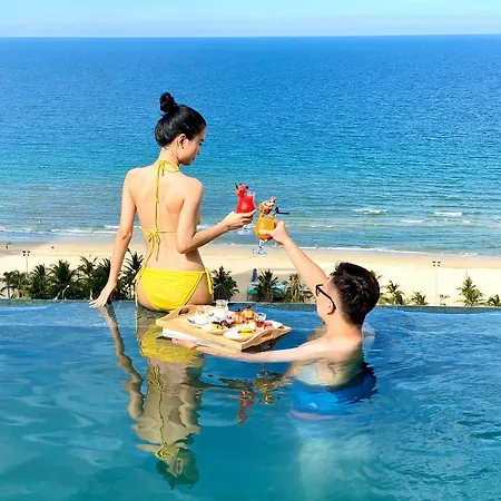 Santa Luxury Hotel Da Nang - Complimentary Afternoon Tea-2