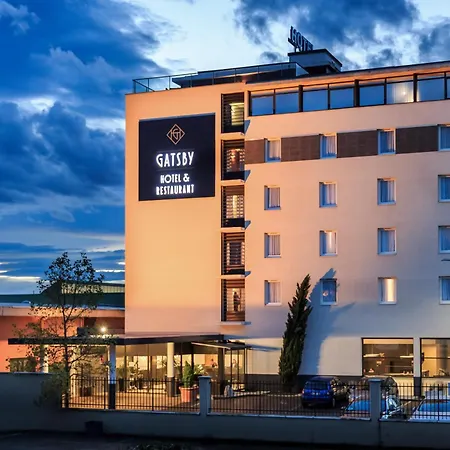 Hotel Gatsby By Happyculture-2