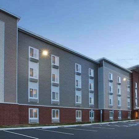 Woodspring Suites Quantico-2