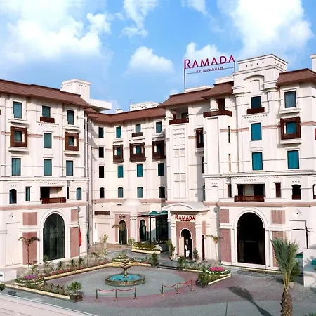 Ramada By Wyndham Lahore Gulberg II-3