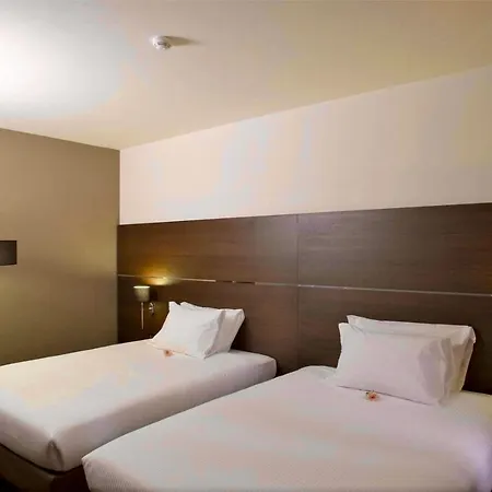 Sweet Hotel-2