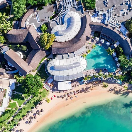Lux* Grand Gaube Resort & Villas-3