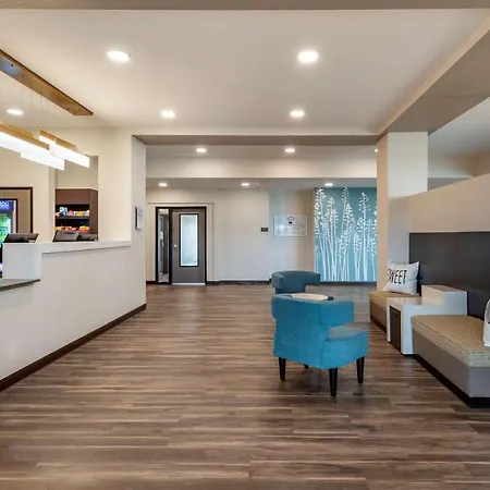 Mainstay Suites Waukee-West Des Moines-3