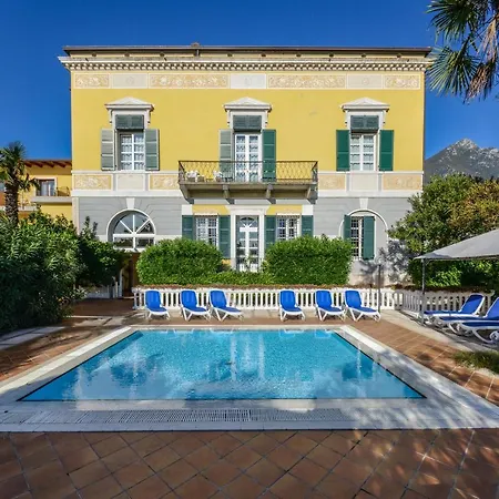 Regina Del Garda Suite-3