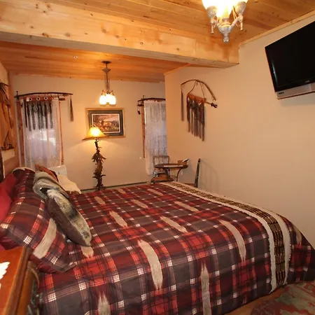 Swan River Inn-2