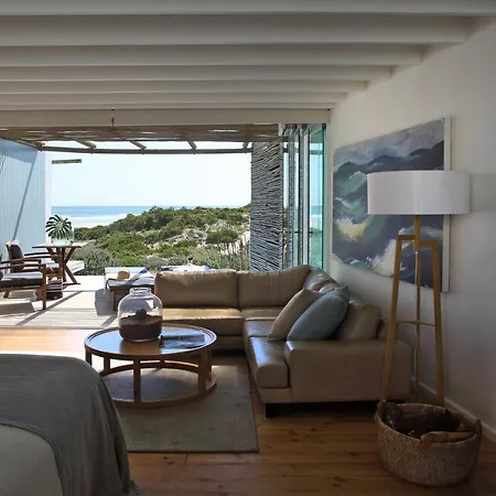 Strandloper Ocean Boutique Hotel-3