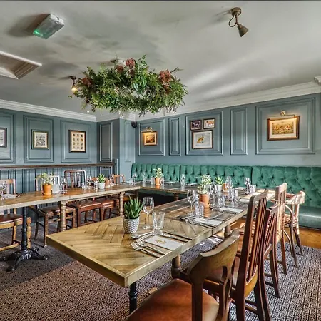 The Wellington Arms - Basingstoke-Reading-2