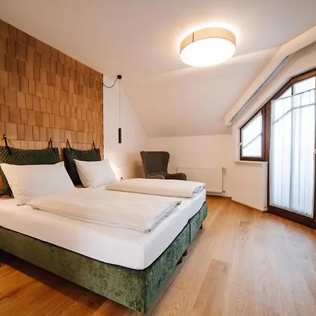Mein Hotel Fast-3