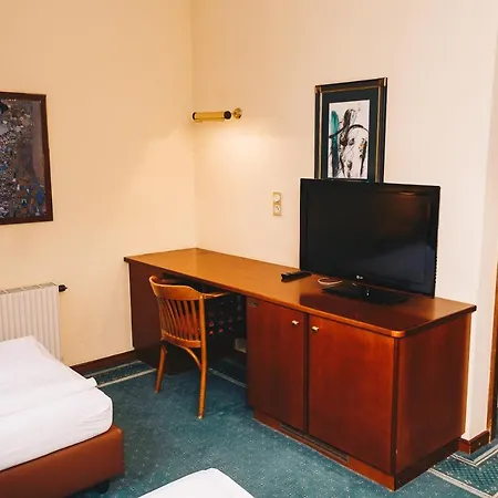 Paul'S Hotel-3