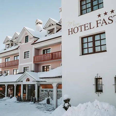 Mein Hotel Fast-3