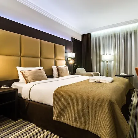 Premier Hotel Dnister-2