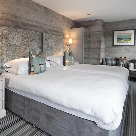 Hotel Hebrides-3