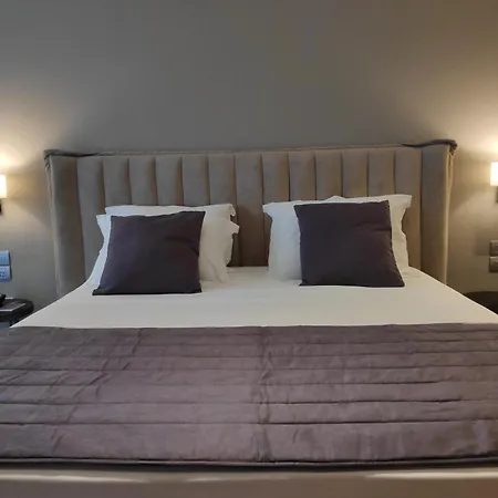 Supreme Hotel-2