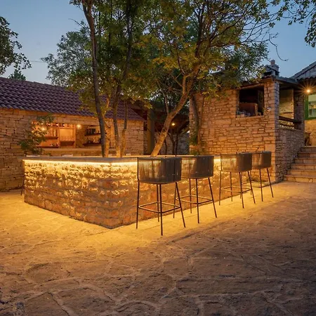 Nono Ban Boutique Hotel & Villas-3