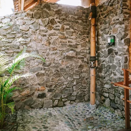 Baha Baha Villas West Sumbawa - Sk8, Gym, Sauna & Spas Hot & Cold, Bar & Restaurant-2
