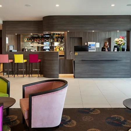 Hotel Roi Soleil Prestige Plaisir - St Quentin-3