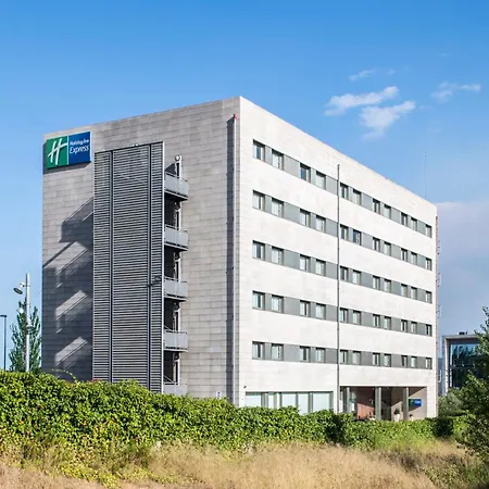 Holiday Inn Express Sant Cugat By Ihg-2