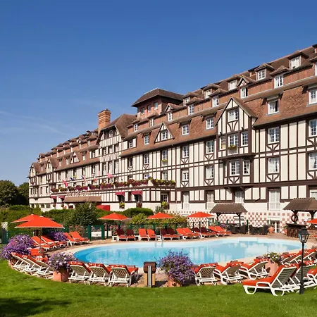 Hotel Barriere L'Hotel Du Golf-2