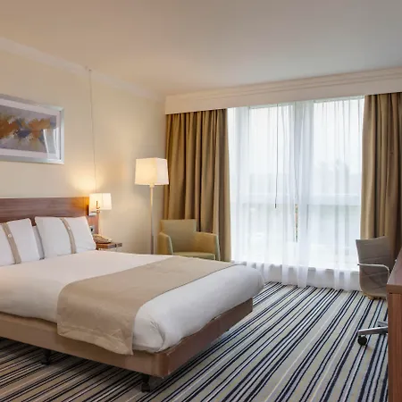 Holiday Inn Ashford Central By Ihg-3