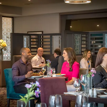 Maldron Hotel Dublin Airport-3