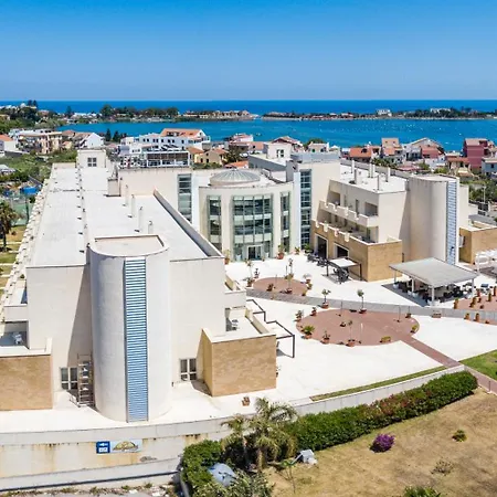 Capo Peloro Hotel (Adults Only)-3