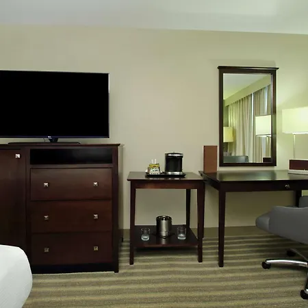Doubletree By Hilton Newark-3
