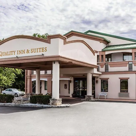 Quality Inn & Suites Quakertown-Allentown-3