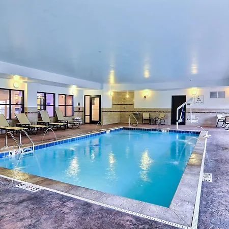 Comfort Suites Uniontown-2