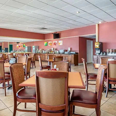 Quality Inn And Suites Palatka Riverfront-2
