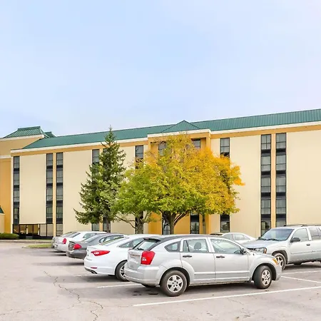 Comfort Inn & Suites Piqua-Near Troy-I75-3