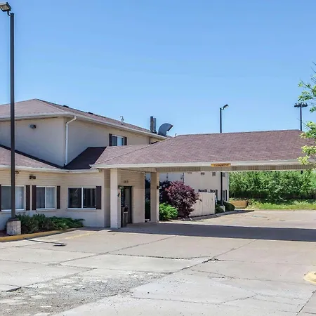 Comfort Suites Peoria I-74-3