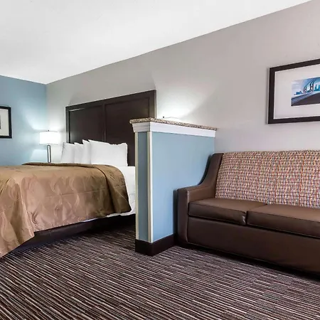 Quality Inn & Suites Mooresville-Lake Norman-3